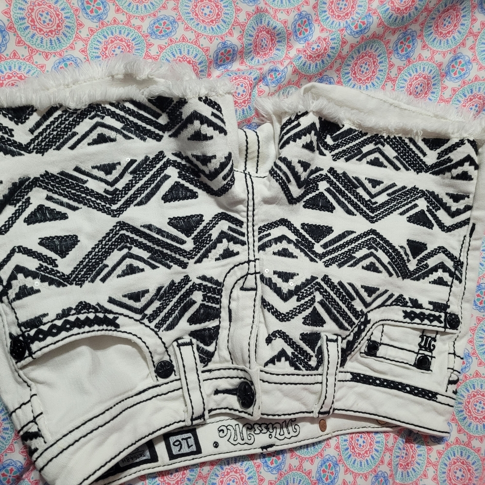 Miss me shorts